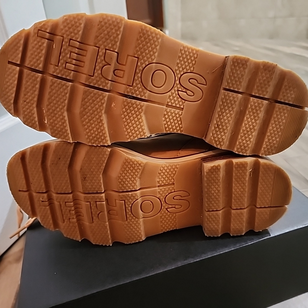 Sorel Tan Ankle Boots - Picture 8 of 12